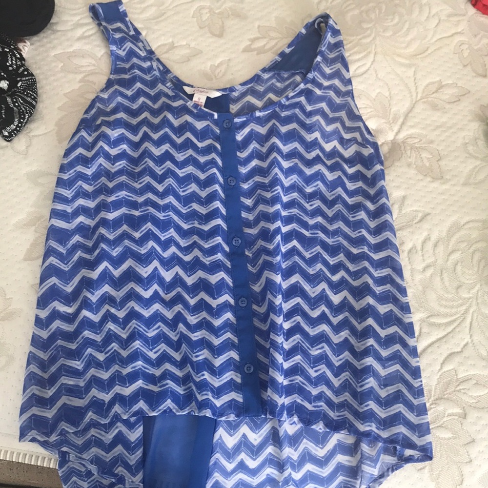 blue shirt